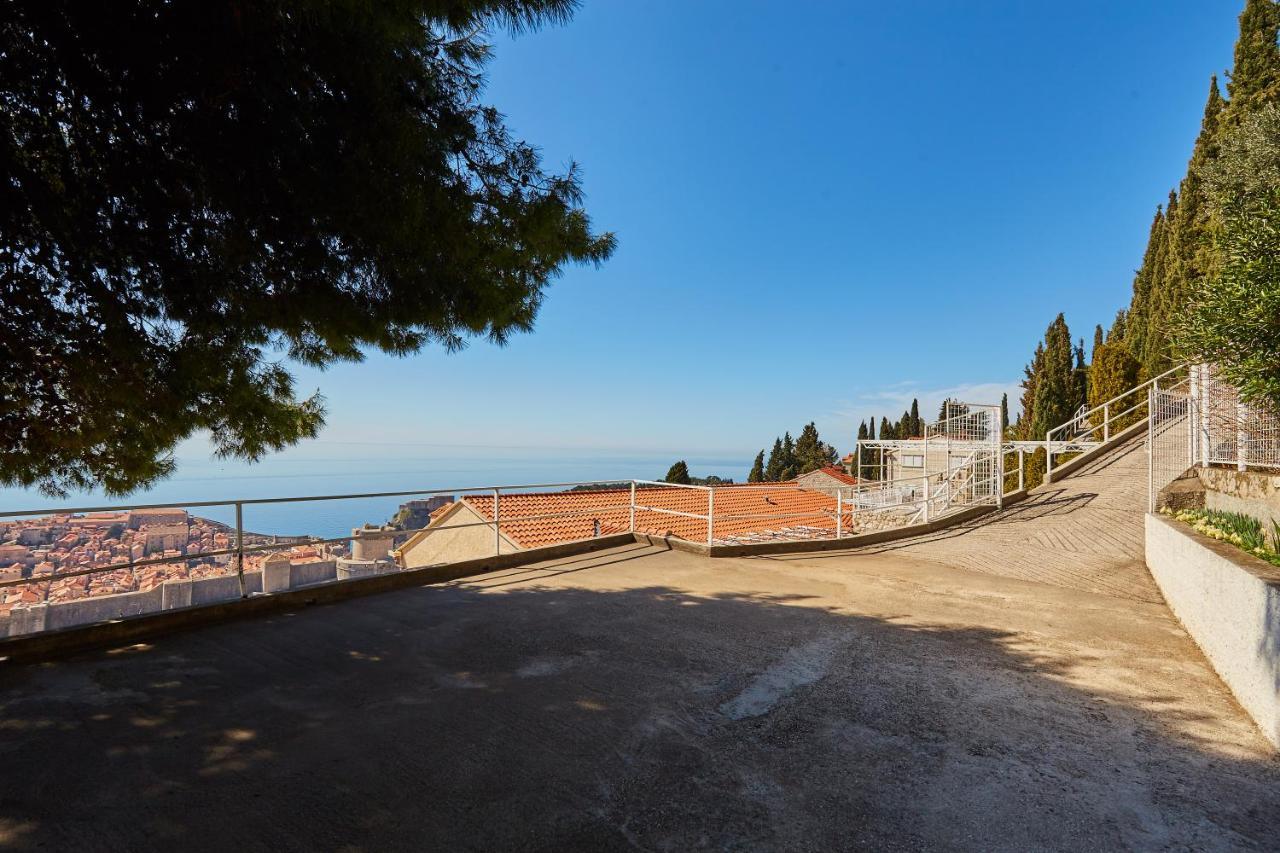 Guest House Medzalin Дубровник Екстериор снимка