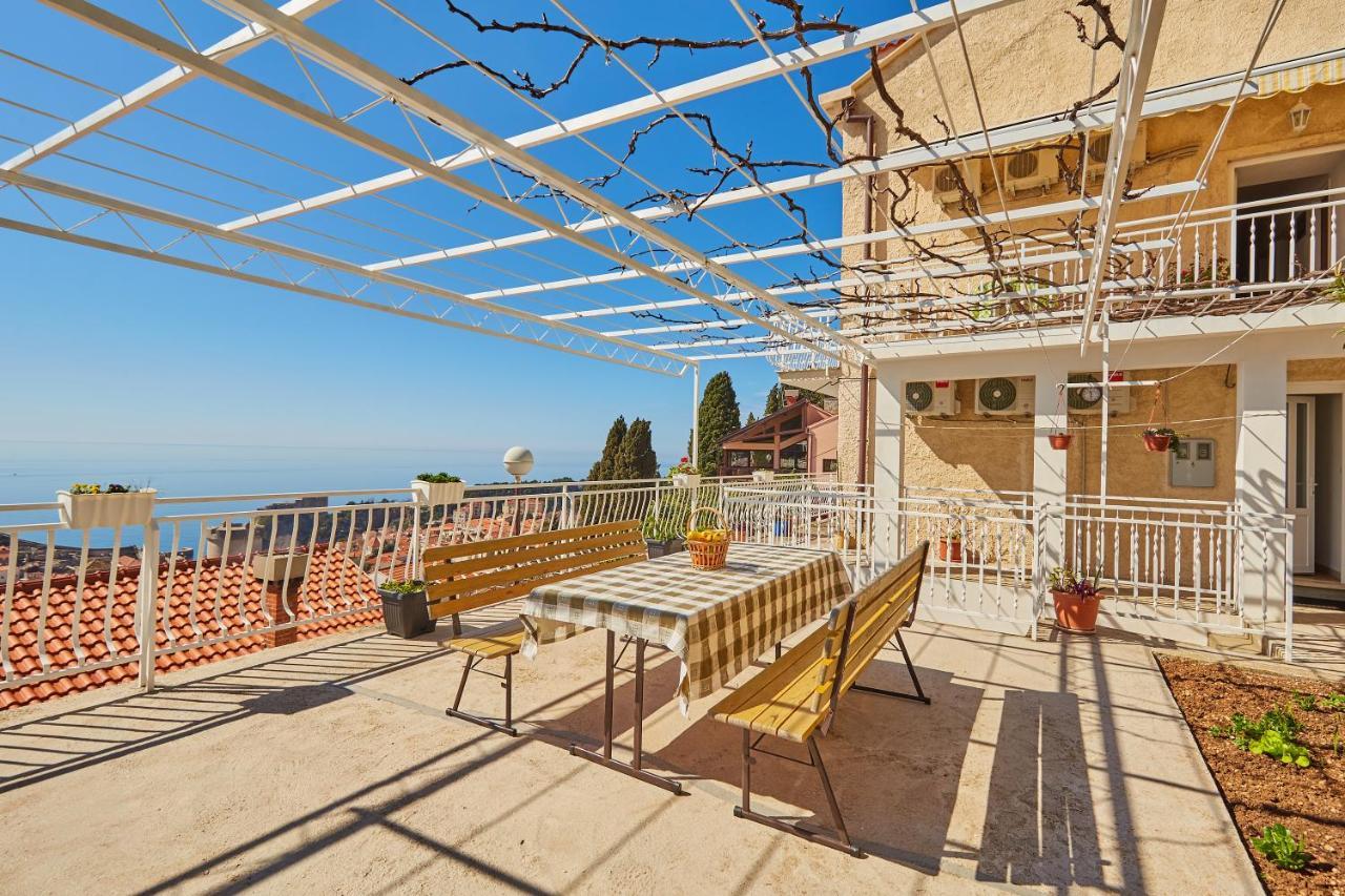 Guest House Medzalin Дубровник Екстериор снимка